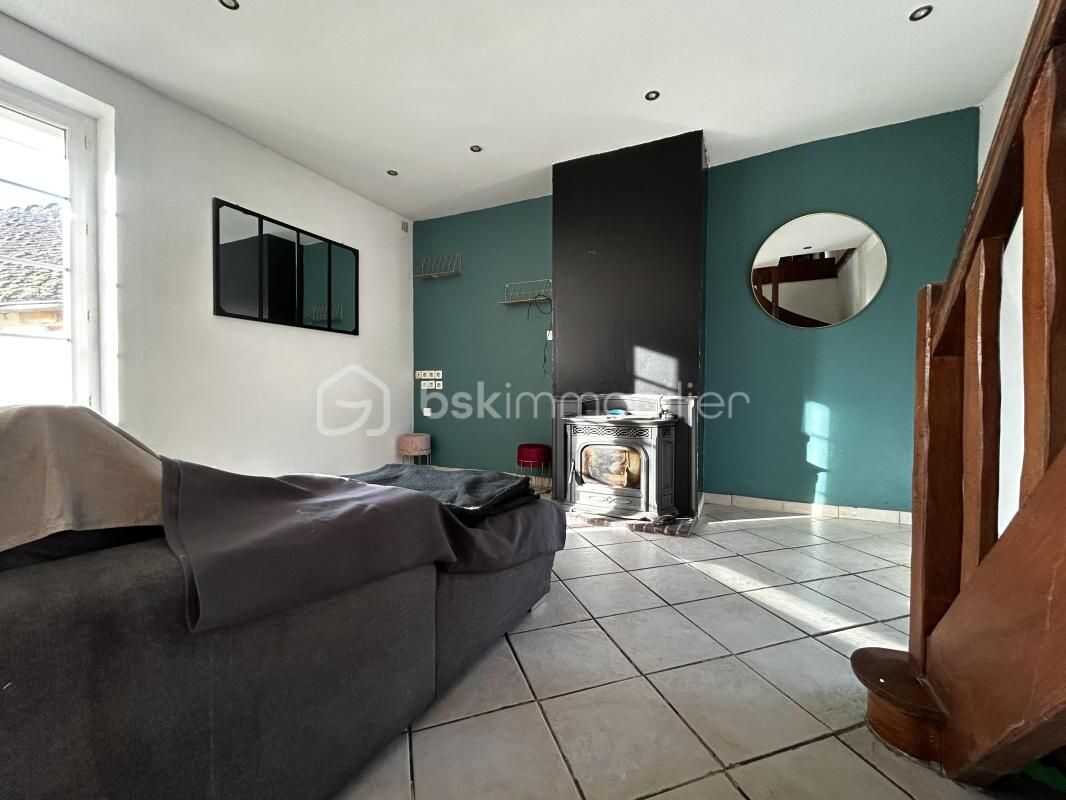 Maison 6 pièces 82 m² · à Vallery · 82 m² · 129 500 €