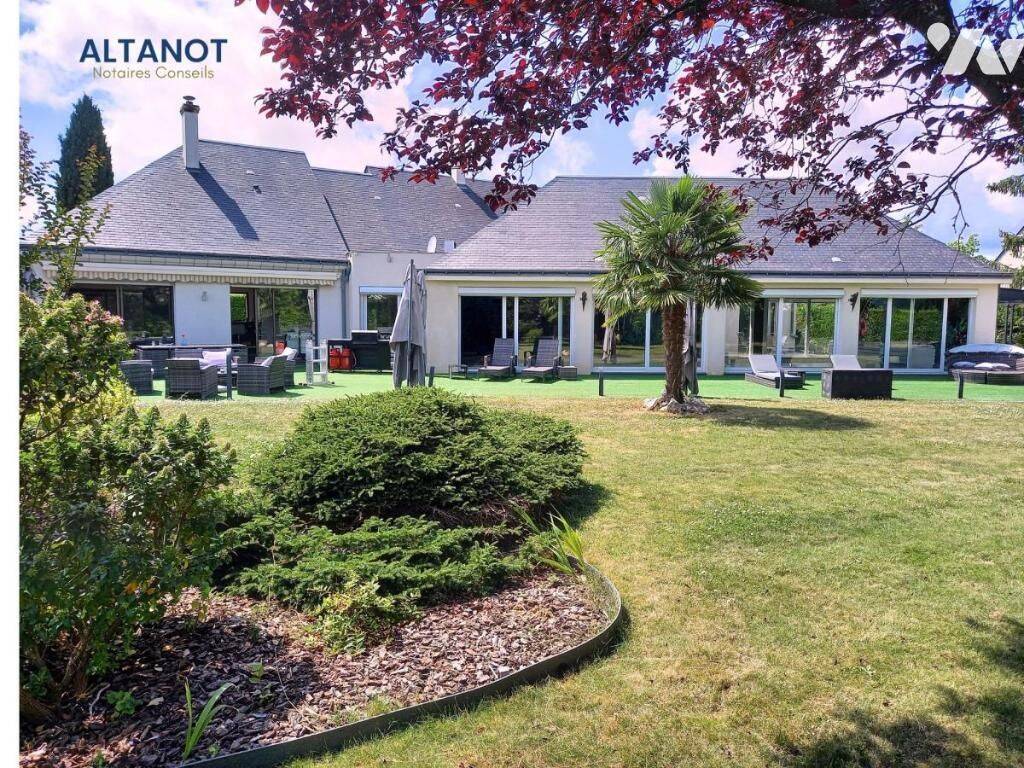 Maison 8 pièces 317 m² · à Saint-Cyr-sur-Loire · 317 m² · 995 000 €
