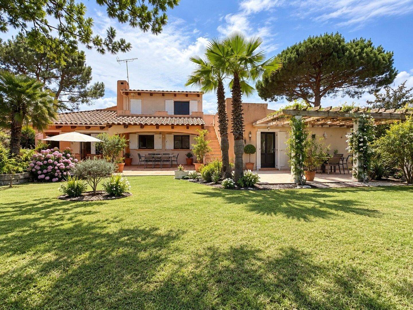 Maison 6 pièces 200 m² · à Borgo · 200 m² · 750 000 €