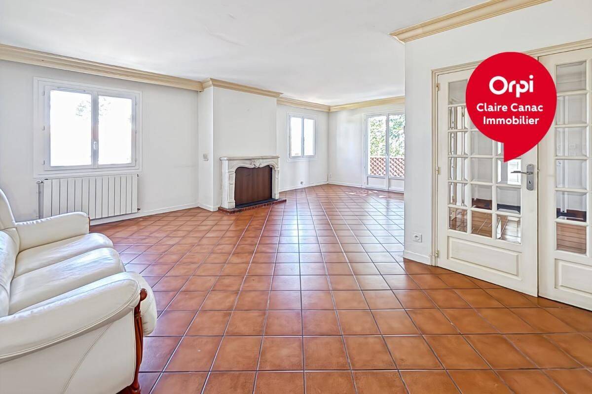 Maison 5 pièces 159 m² · à Lavaur · 159 m² · 335 000 €
