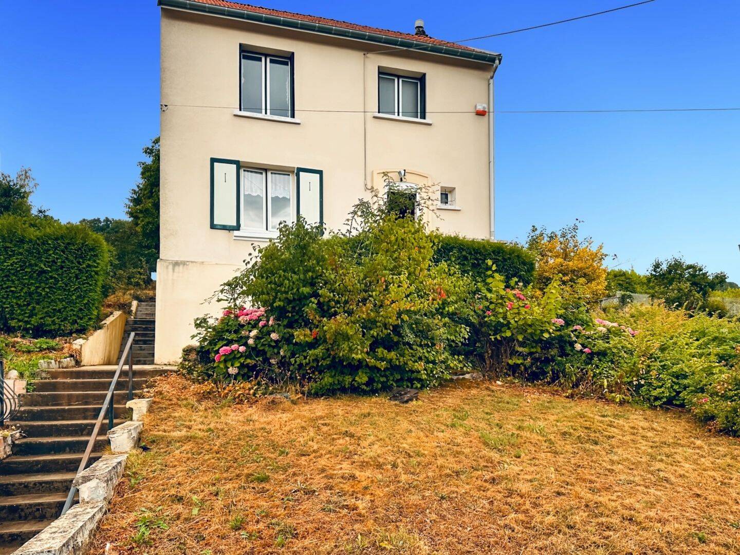 Maison 5 pièces 96 m² · à Charleville-Mézières · 96 m² · 125 000 €