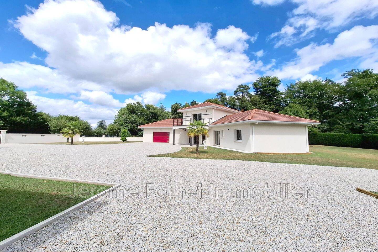 Maison 5 pièces 250 m² · à Tulle · 250 m² · 357 000 €