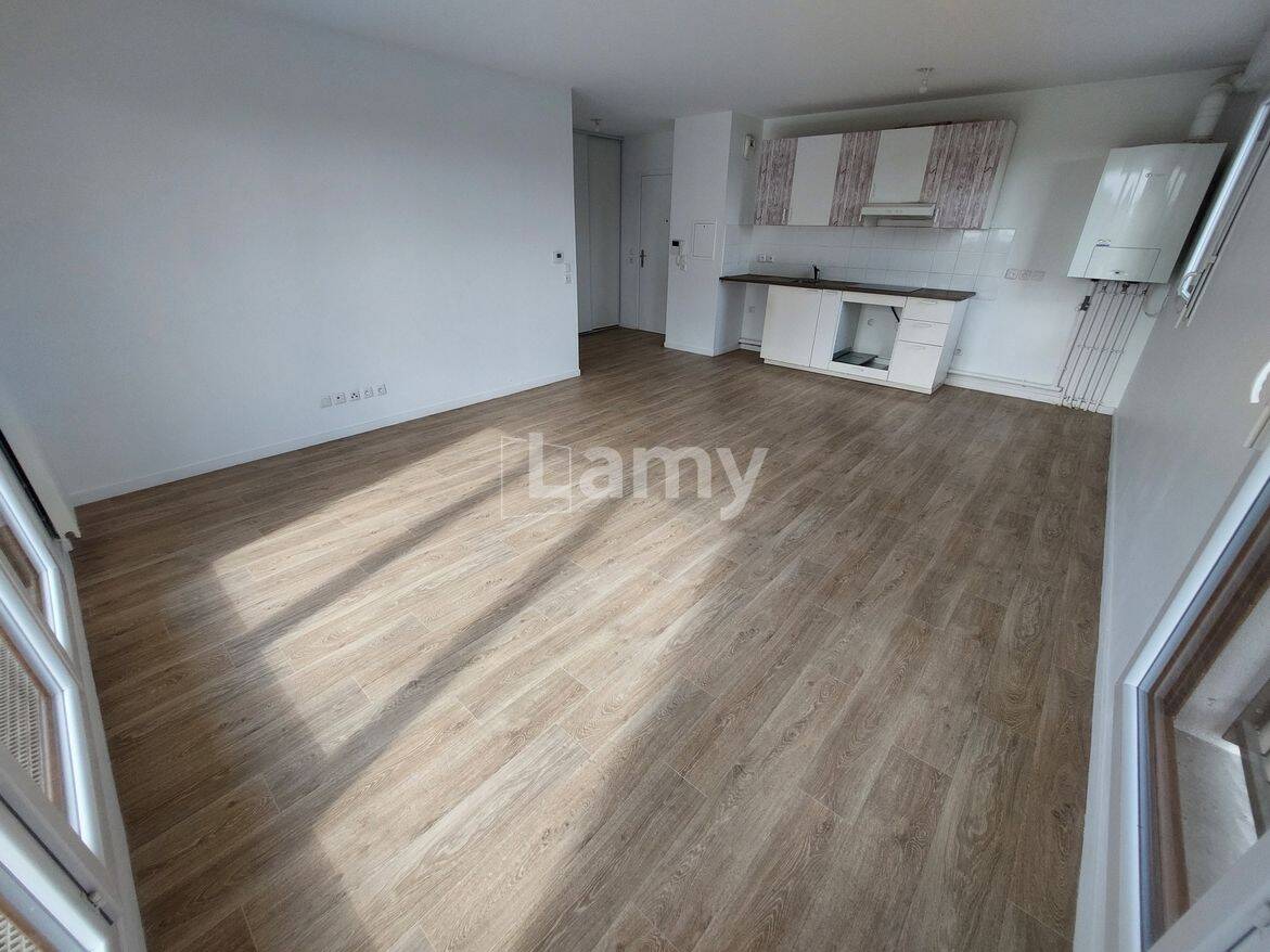 Appartement 3 pièces 61 m² · à Vert-Saint-Denis · 60,9 m² · 934 €/mois