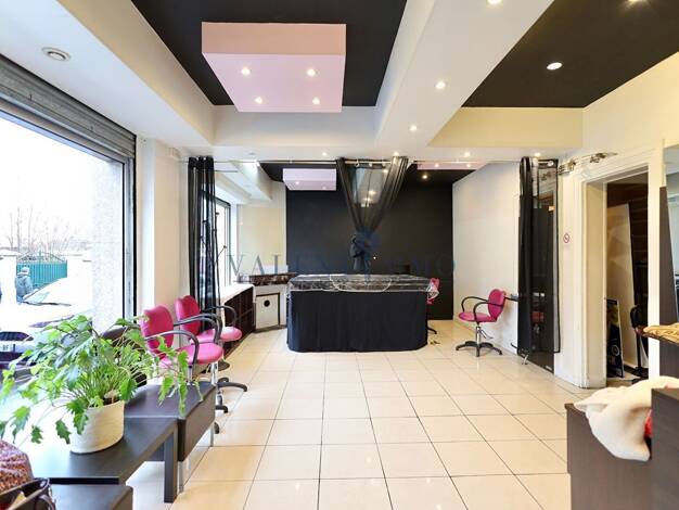 Local commercial à louer 1 440 € 45 m² de surface de vente Marne Neuilly-Plaisance 93360