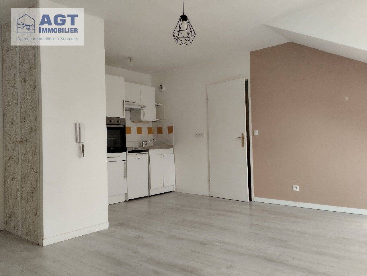 Appartement 3 pièces 45 m² · à Beauvais · 45 m² · 627 €