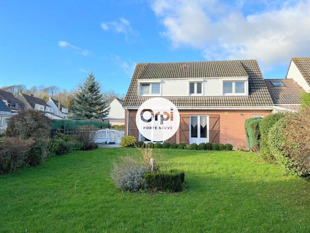 Maison 5 pièces 104 m² · à Saint-Léonard · 104 m² · 980 €