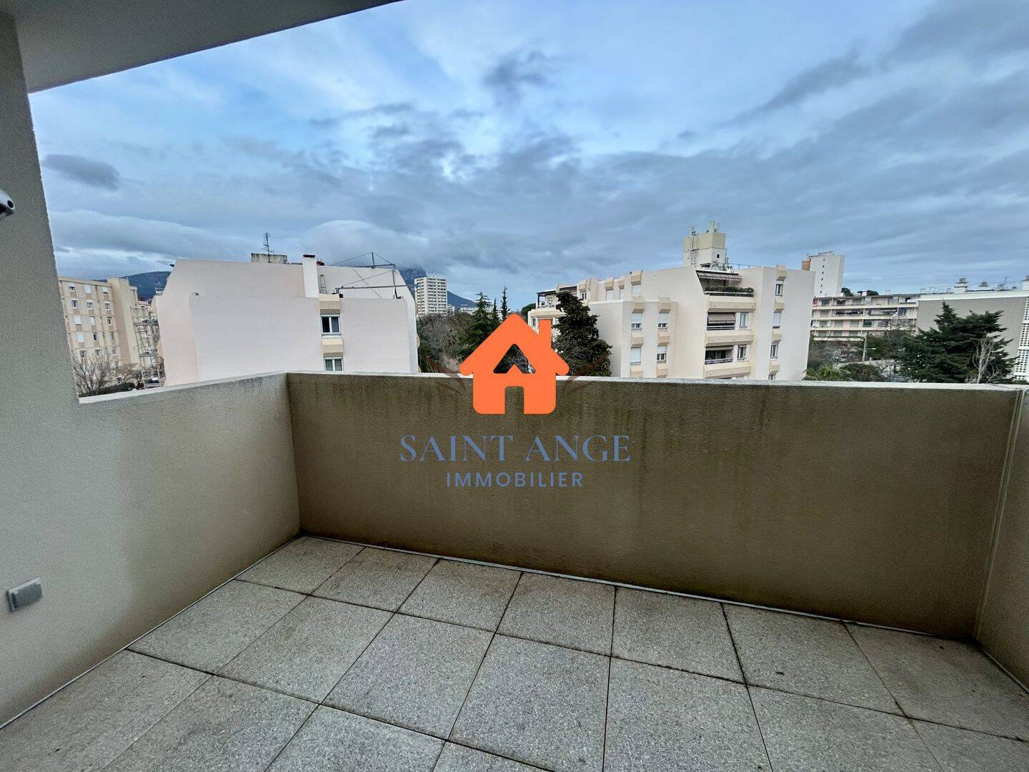 Appartement 2 pièces 40 m² · à Toulon · 40,2 m² · 820 €