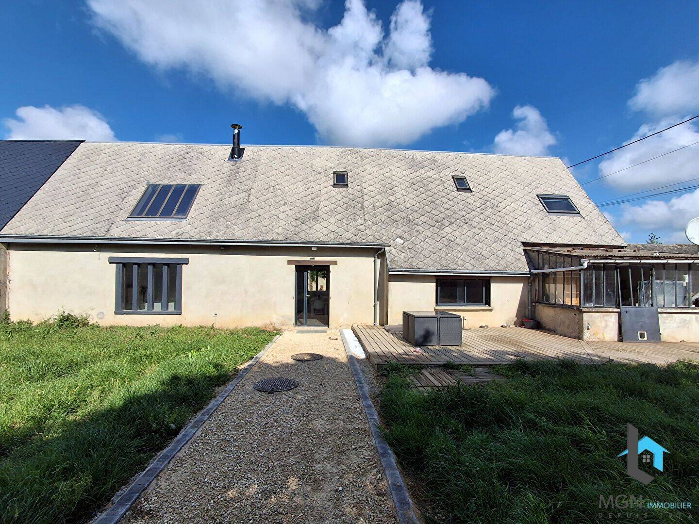Maison 7 pièces 152 m² · à Bailleau-le-Pin · 152 m² · 218 400 €
