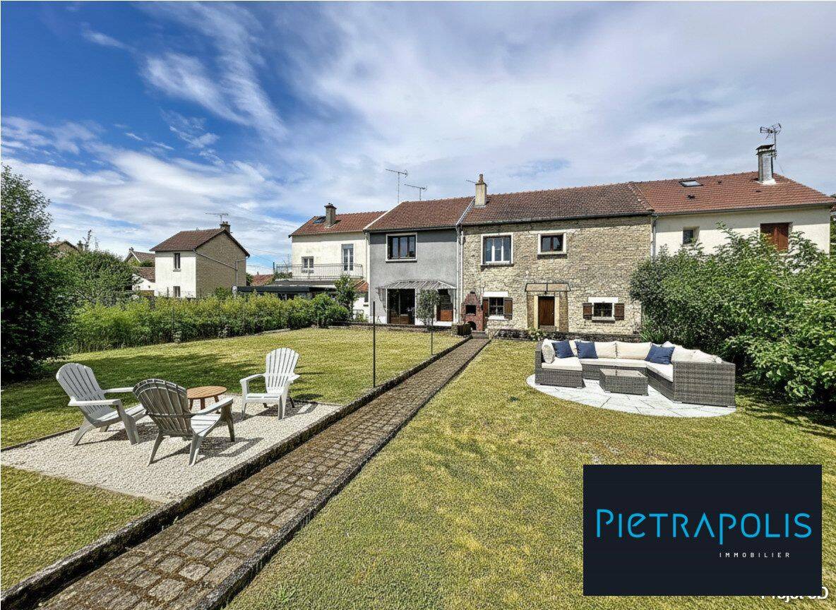 Maison 7 pièces 178 m² · à Chaumont · 178,4 m² · 159 000 €