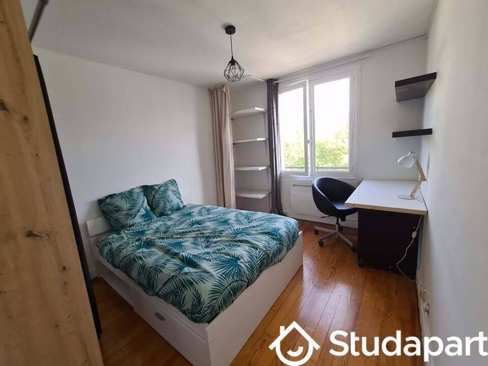 1 pièce 11 m² · à Grenoble · 11 m² · 430 €/mois