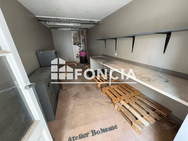Appartement 12 m² · à Le Beausset · 12 m² · 84 €/mois