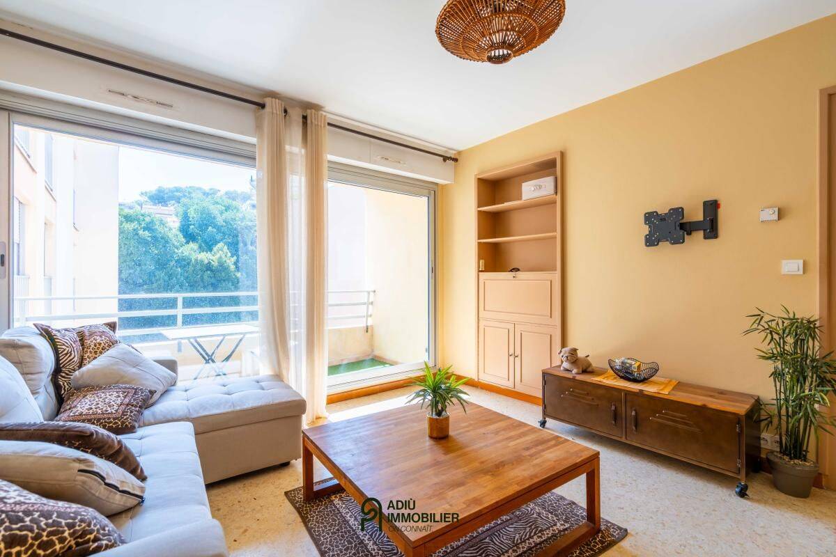 Appartement 1 pièce 35 m² · à Nîmes · 35 m² · 110 000 €