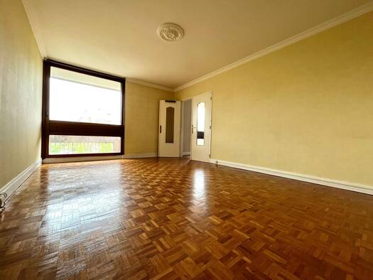 Appartement à louer 1 199 € 4 pièces 2 chambres 79 m² Étage 2/4 Langevin Saint-Cyr-l'École 78210