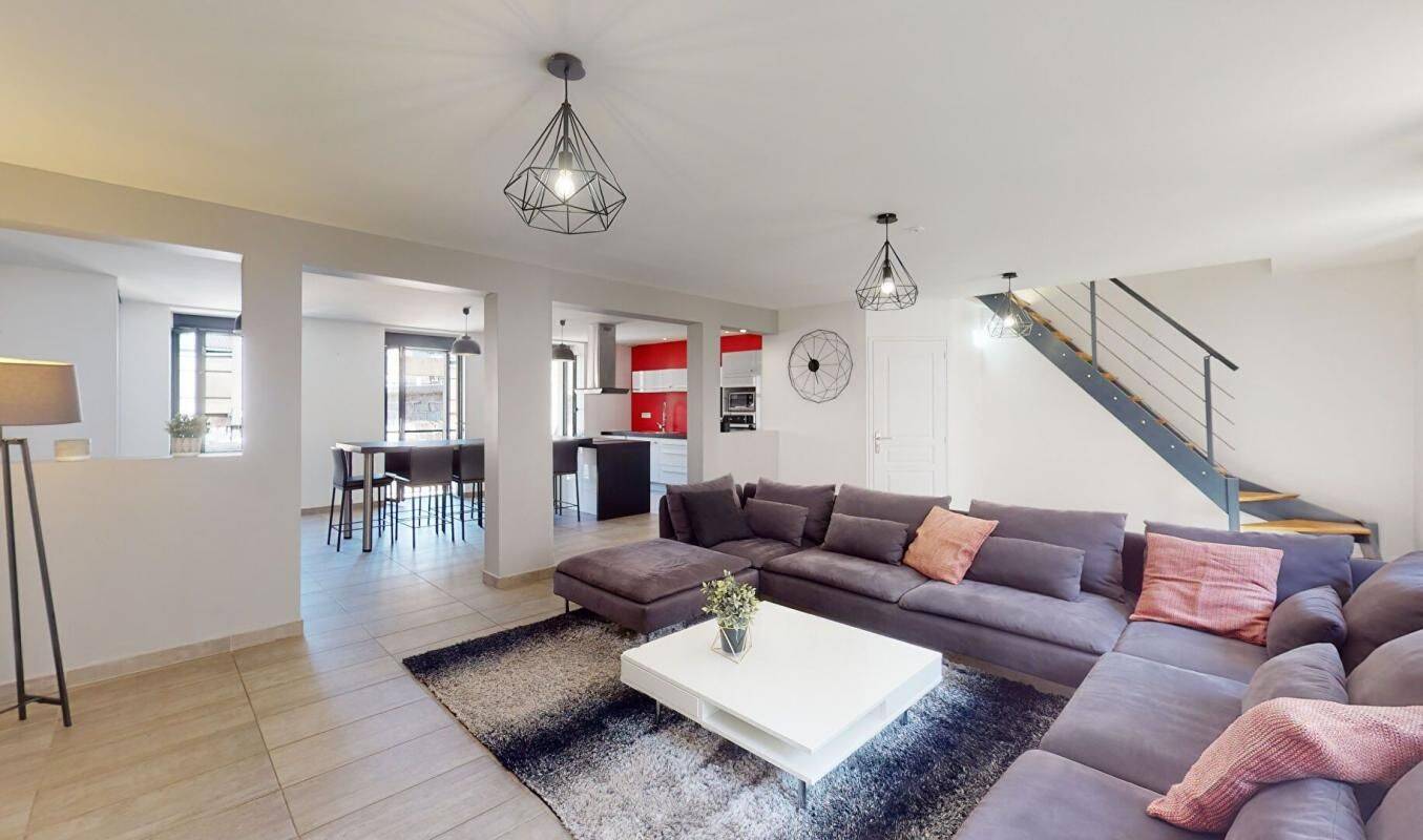 Appartement 3 pièces 121 m² · à Rodez · 120,8 m² · 950 €/mois