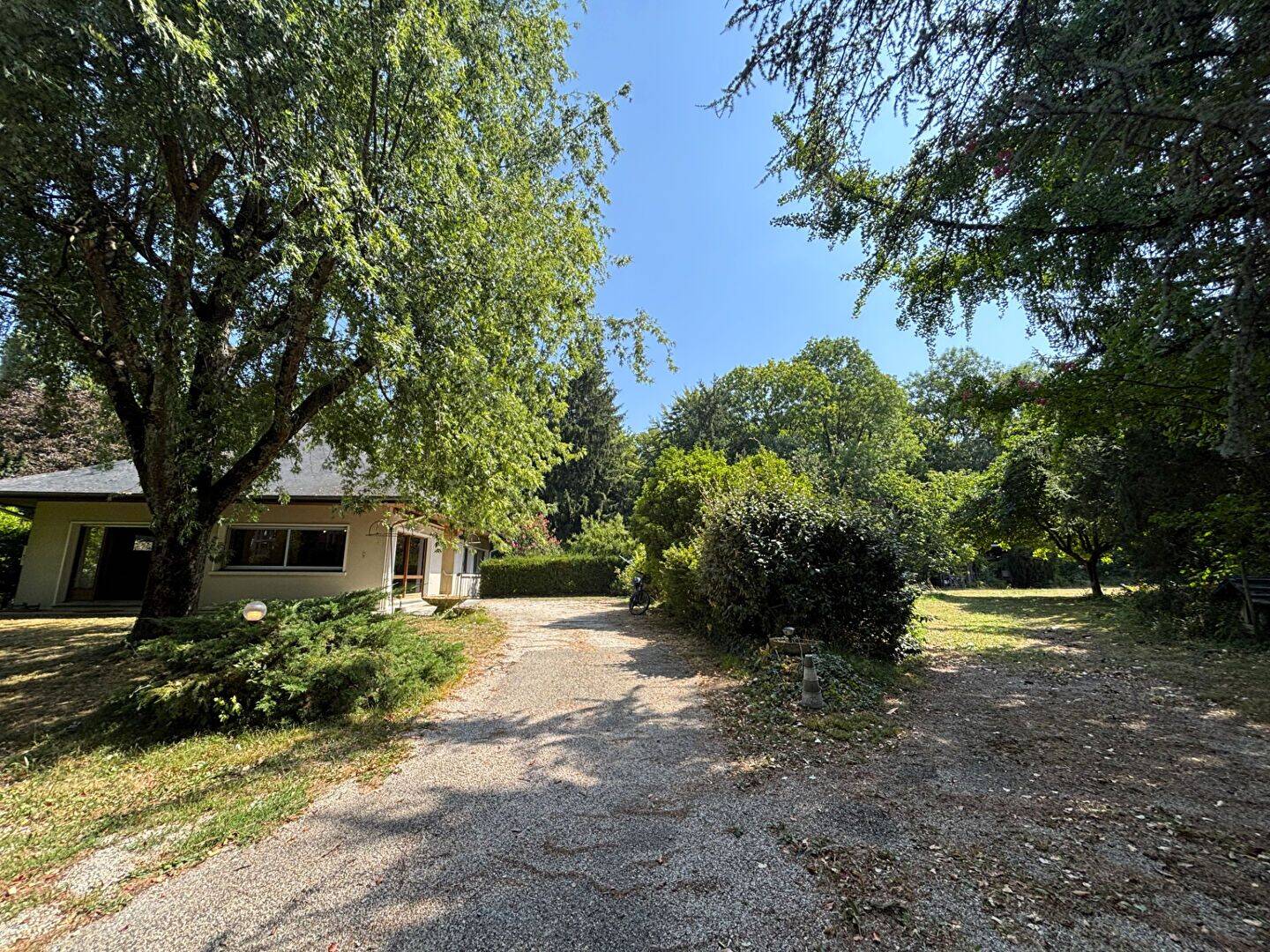 Maison 8 pièces 183 m² · à Cognin · 183,4 m² · 440 000 €