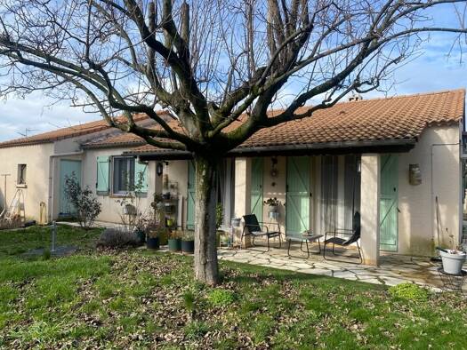 Maison de plain-pied à vendre 230 000 € 5 pièces 3 chambres 89 m² 447 m² de terrain Silhol-Pierre Plantée-Conilhères Alès 30100