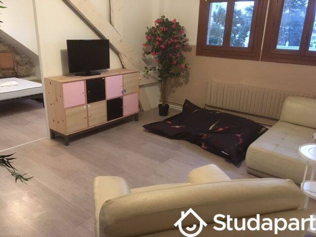 1 pièce 14 m² · à Tours · 14 m² · 485 €