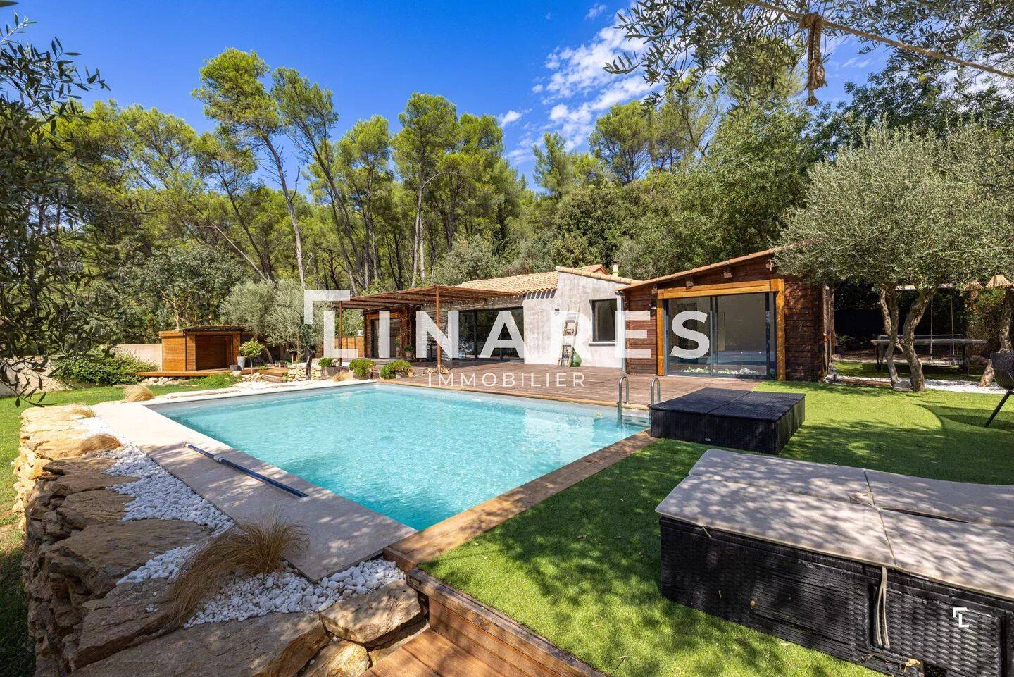 Maison 4 pièces 101 m² · à Gémenos · 100,7 m² · 2 950 €/mois