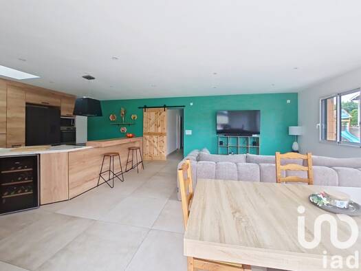 Maison de plain-pied à vendre 349 000 € 4 pièces 3 chambres 106 m² 427 m² de terrain Loyettes 01360