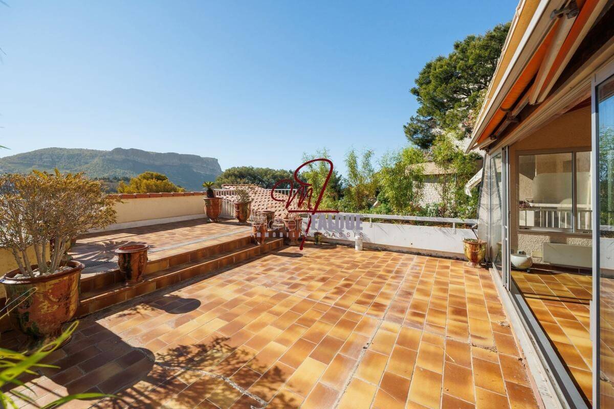 Appartement 4 pièces 144 m² · à Cassis · 144 m² · 1 550 000 €
