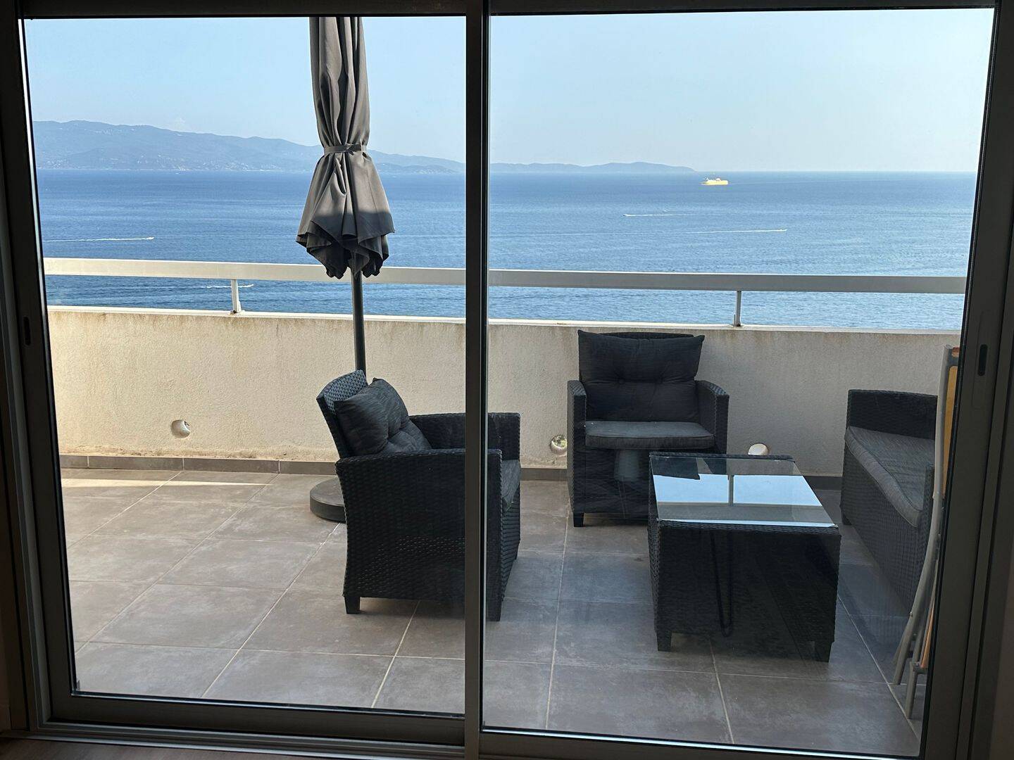 Appartement 2 pièces 57 m² · à Ajaccio · 57 m² · 950 €
