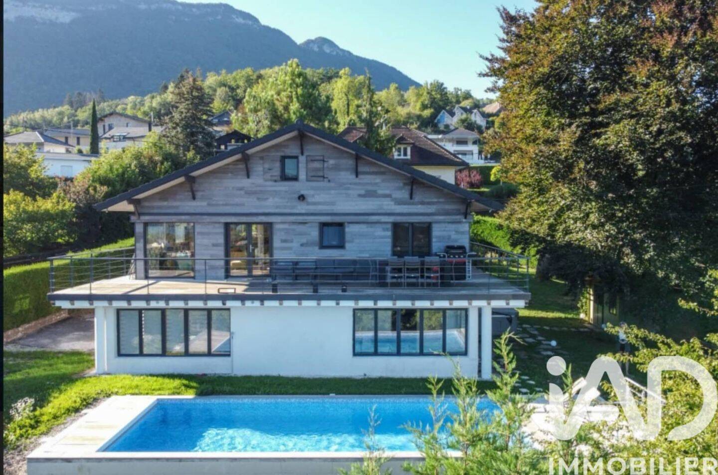 Maison 10 pièces 197 m² · à Saint-Jorioz · 197 m² · 1 190 000 €