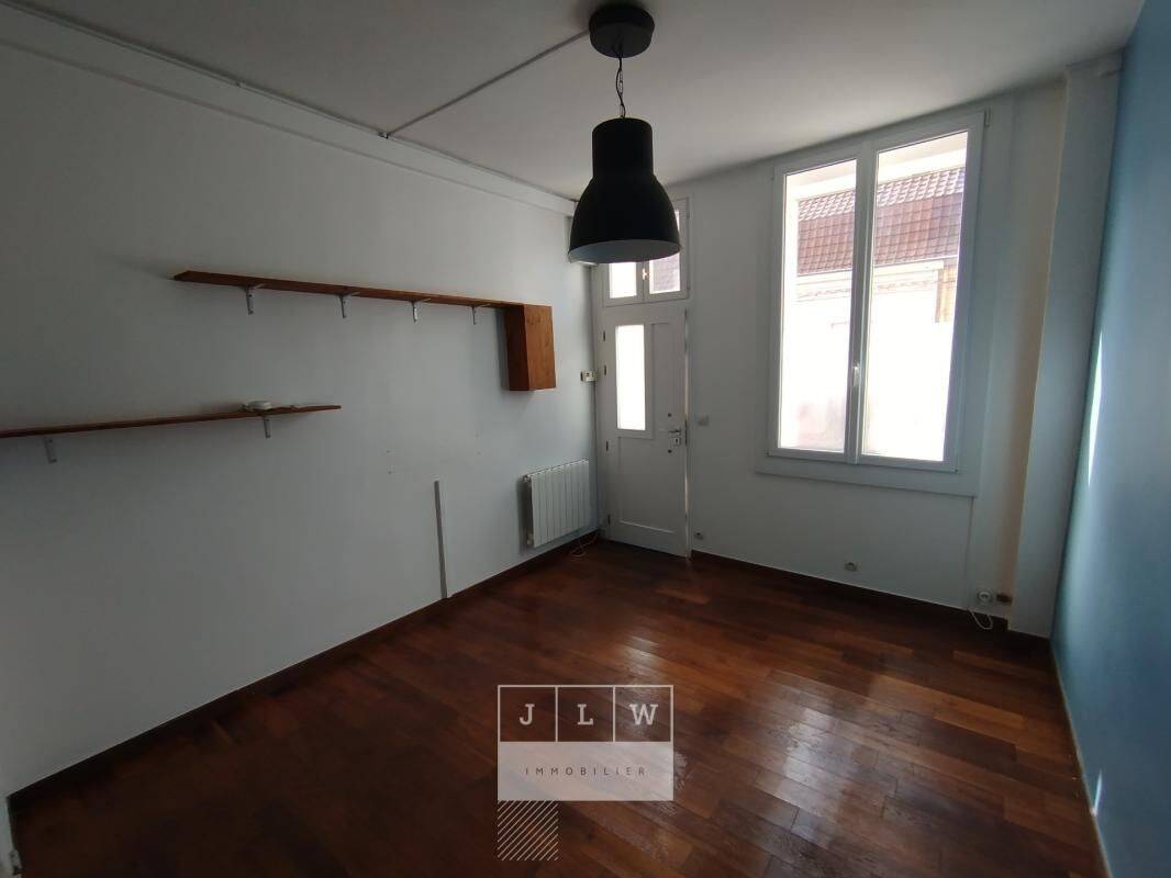 Maison 3 pièces 62 m² · à Lille · 62 m² · 890 €