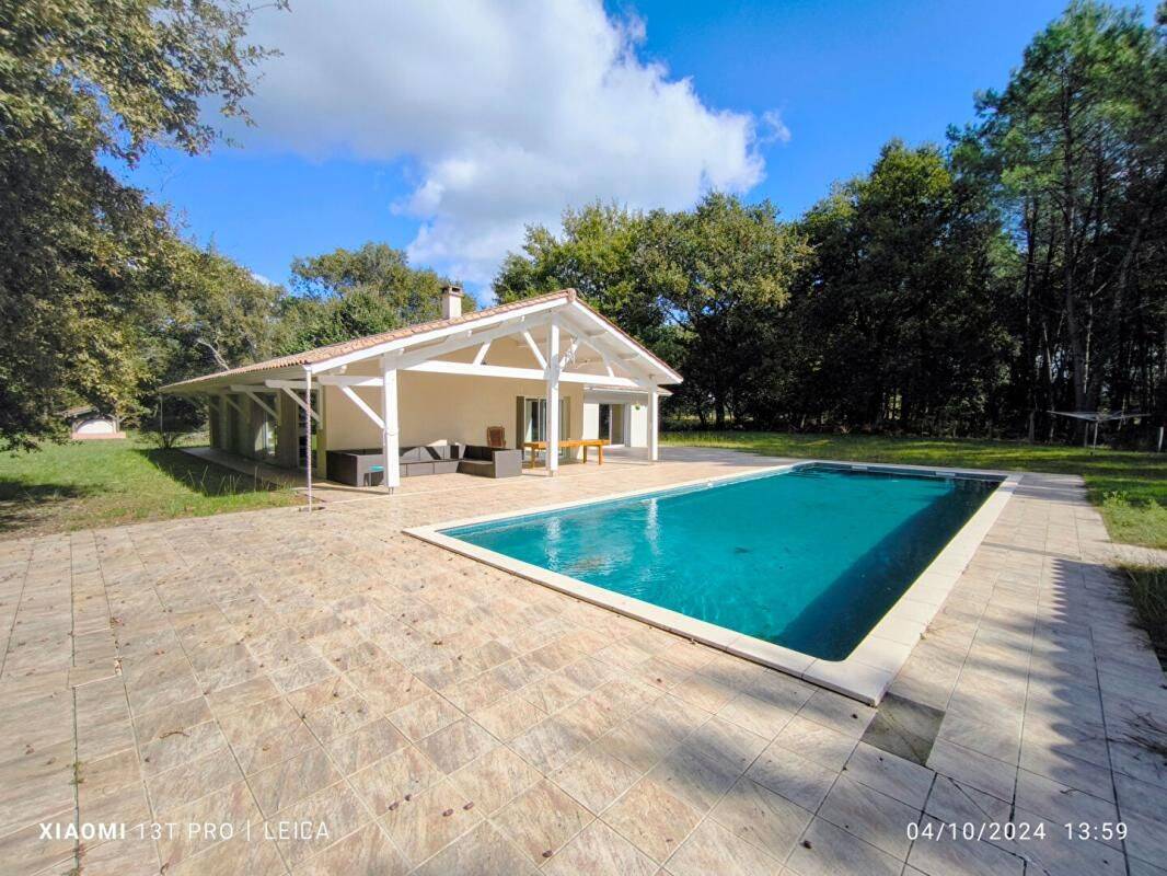 Maison 7 pièces 283 m² · à Castets · 283 m² · 624 000 €