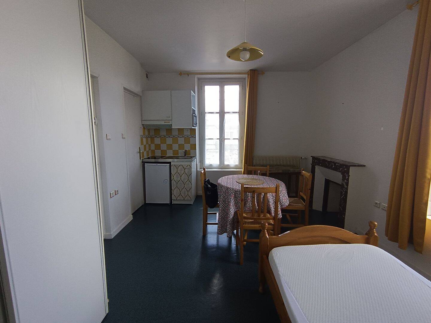 Appartement 1 pièce 18 m² · à Poitiers · 18 m² · 425 €/mois