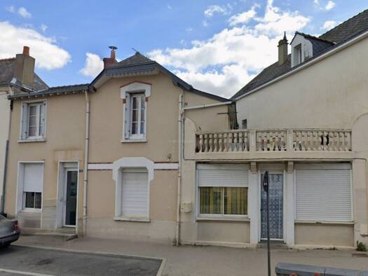 Immeuble à vendre 160 000 € 147 m² Pouancé 49420