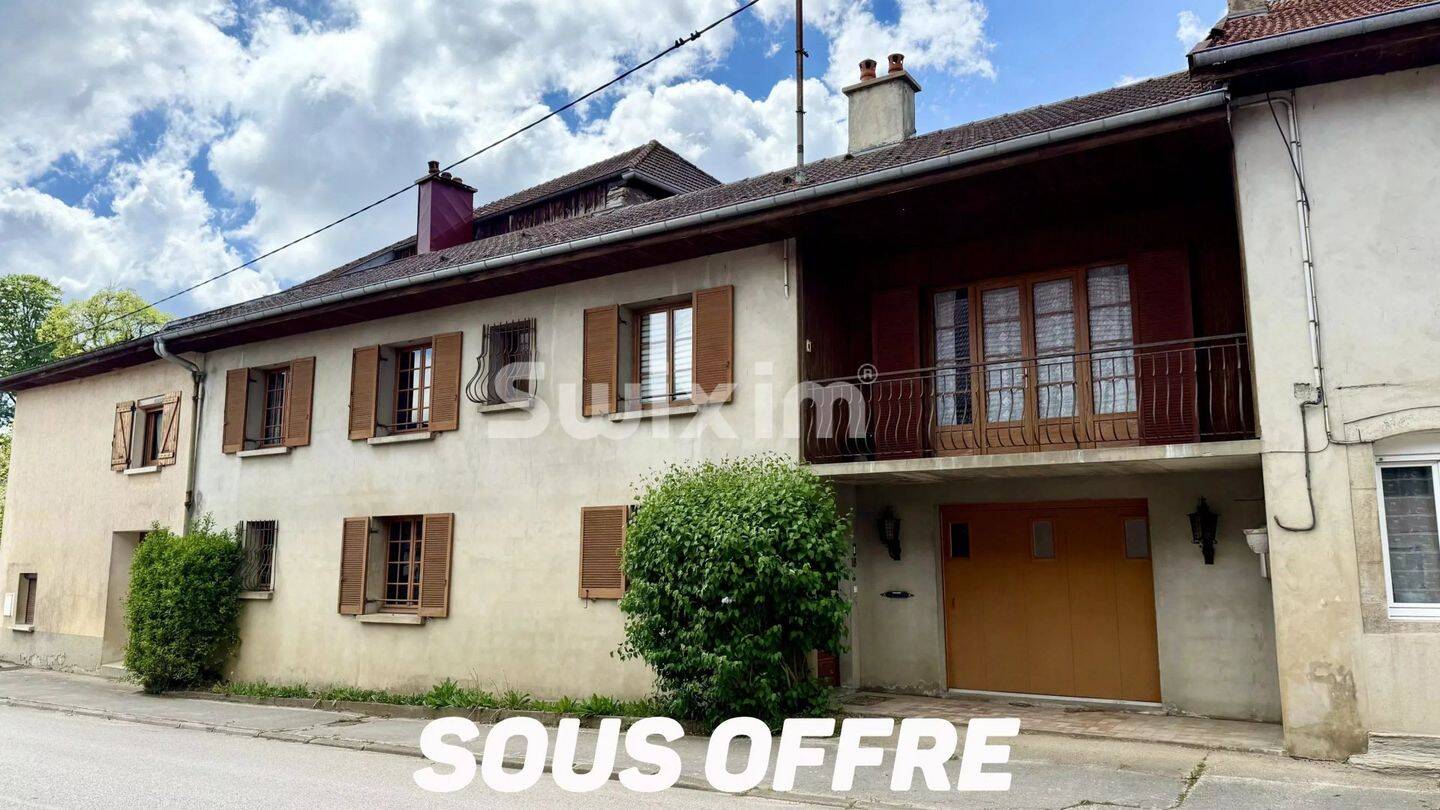 Maison 5 pièces 141 m² · à Vers-en-Montagne · 141 m² · 120 000 €