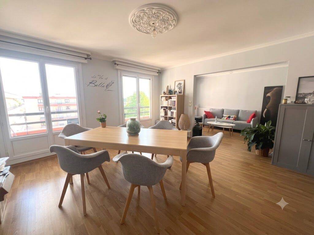 Appartement 4 pièces 99 m² · à Sens · 98,8 m² · 240 000 €