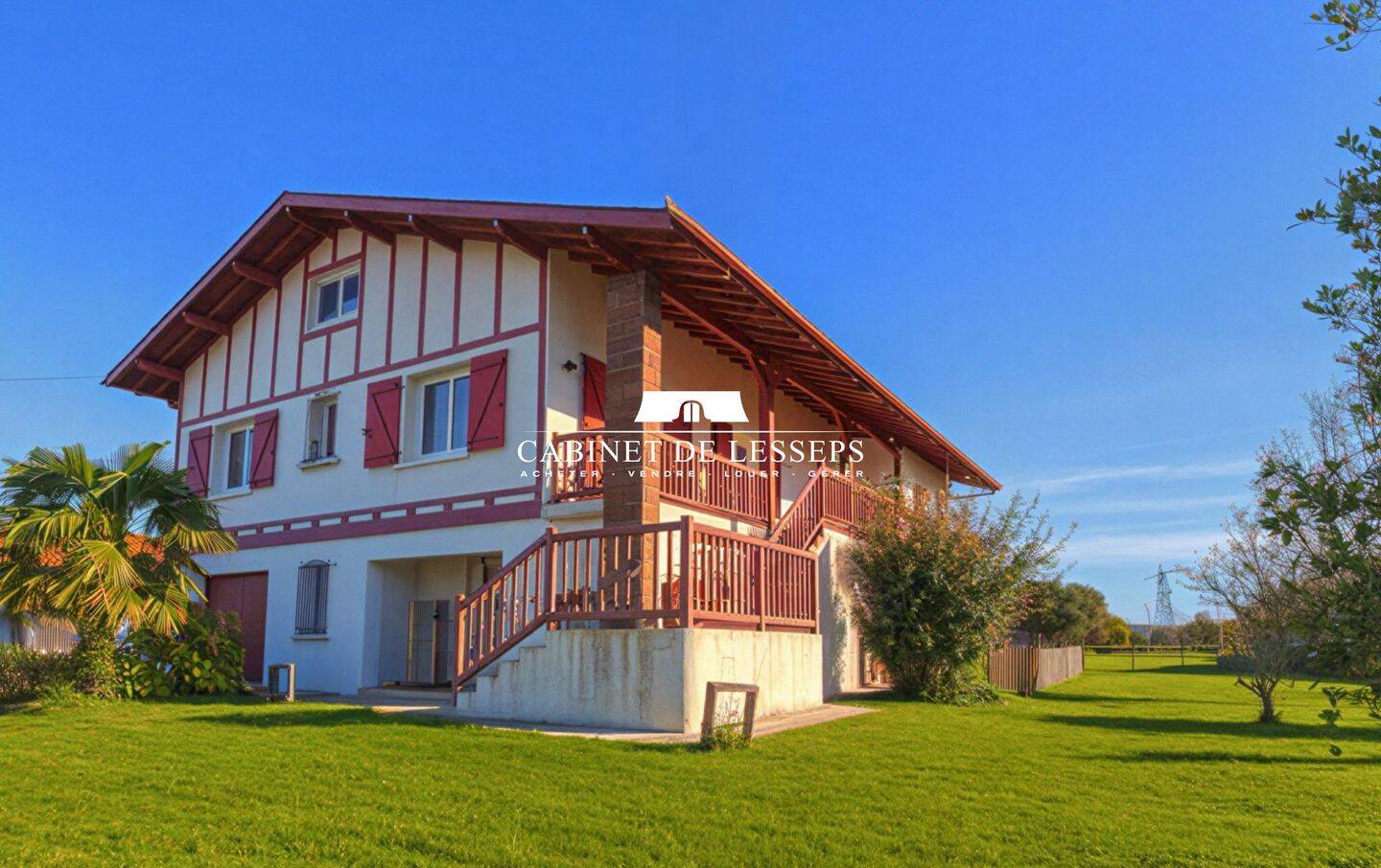 Maison 7 pièces 243 m² · à Ustaritz · 243 m² · 794 000 €