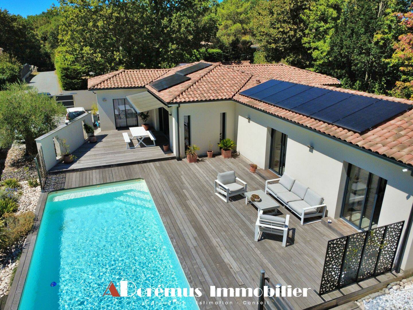 Maison 6 pièces 149 m² · à Camblanes-Et-Meynac · 149 m² · 569 000 €