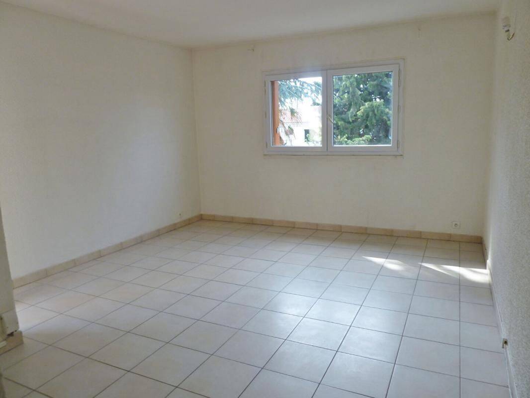 Appartement 1 pièce 27 m² · à Toulouse · 27 m² · 520 €