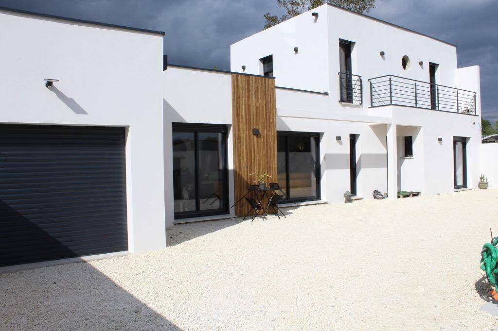 Maison 4 pièces 123 m² · à Saint-Sulpice-de-Royan · 123 m² · 530 000 €