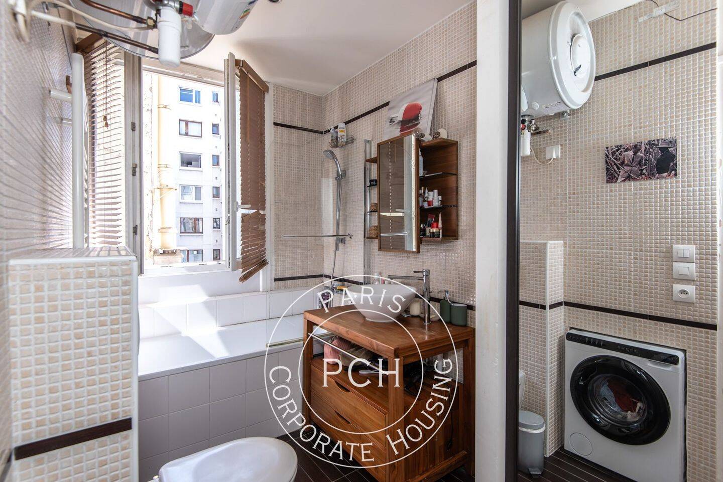 Appartement 2 pièces 46 m² · à Paris 9ème Arrondissement · 45,7 m² · 2 100 €