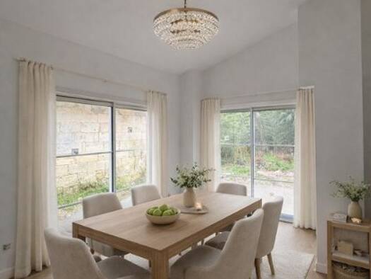 Appartement à louer 1 050 € 4 pièces 3 chambres 95 m² Fronsac 33126