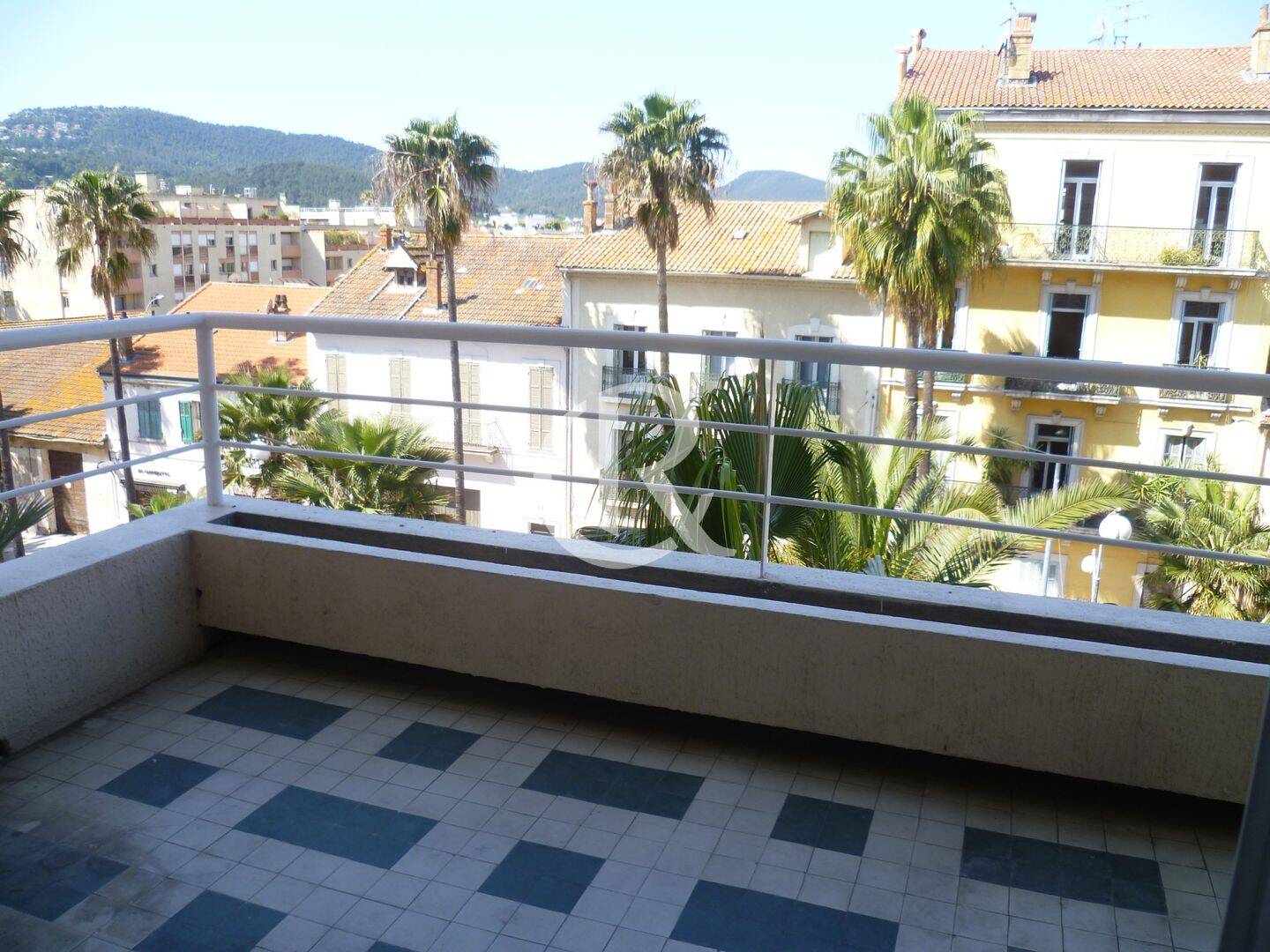 Appartement 4 pièces 80 m² · à Hyères · 79,9 m² · 1 161 €/mois