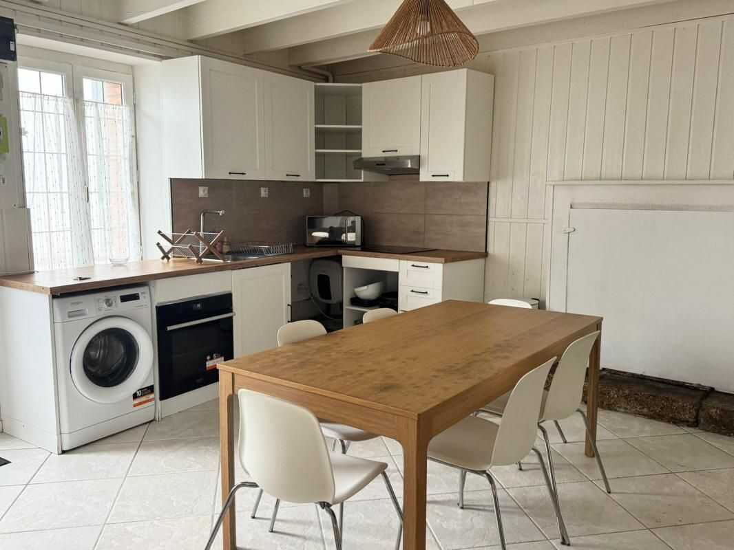 Maison 4 pièces 97 m² · à Saint-Gildas-des-Bois · 97 m² · 850 €/mois