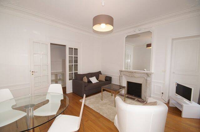 Appartement 3 pièces 61 m² · à Paris 5ème Arrondissement · 61,2 m² · 2 350 €/mois