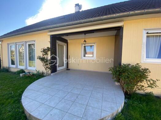 Maison à vendre 259 000 € 7 pièces 5 chambres 160 m² Sarry 51520