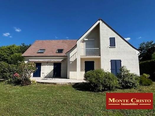 Maison à vendre 945 000 € 8 pièces 6 chambres 230,4 m² 905 m² de terrain Saint-Nom-la-Bretèche 78860