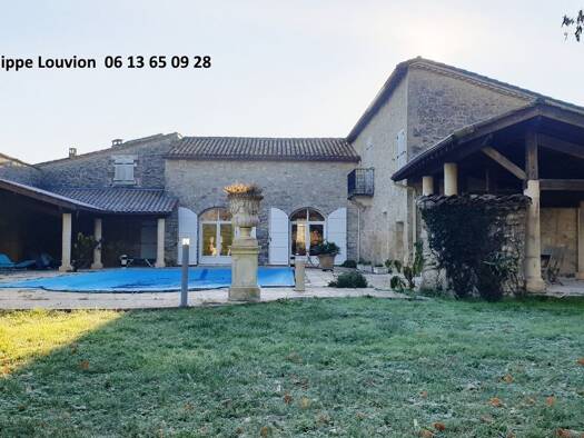 Demeure à vendre 849 000 € 11 pièces 5 chambres 337 m² 11 995 m² de terrain Monségur 33580