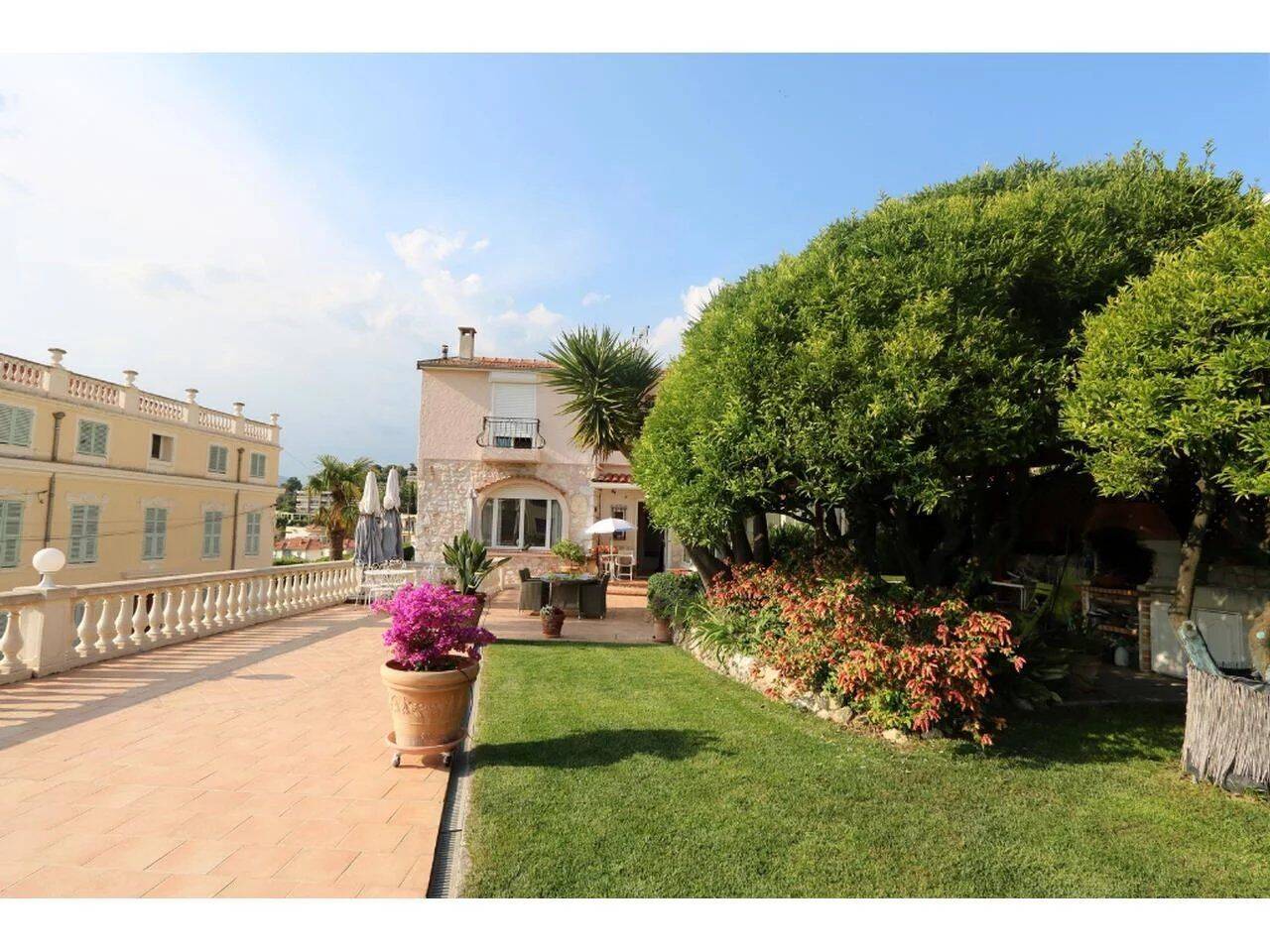 Maison 2 pièces 91 m² · à Nice · 91 m² · 949 000 €
