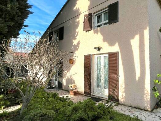 Maison à vendre 259 900 € 4 pièces 3 chambres 87 m² 292 m² de terrain Beausoleil Nîmes 30000