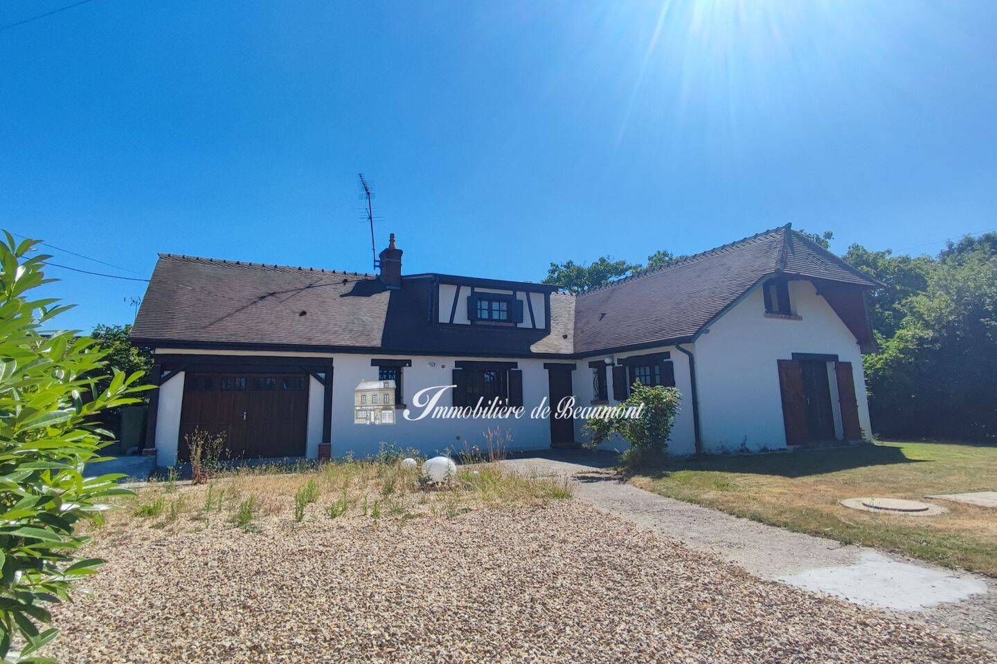 Maison 6 pièces 135 m² · à Beaumont-le-Roger · 135 m² · 189 000 €