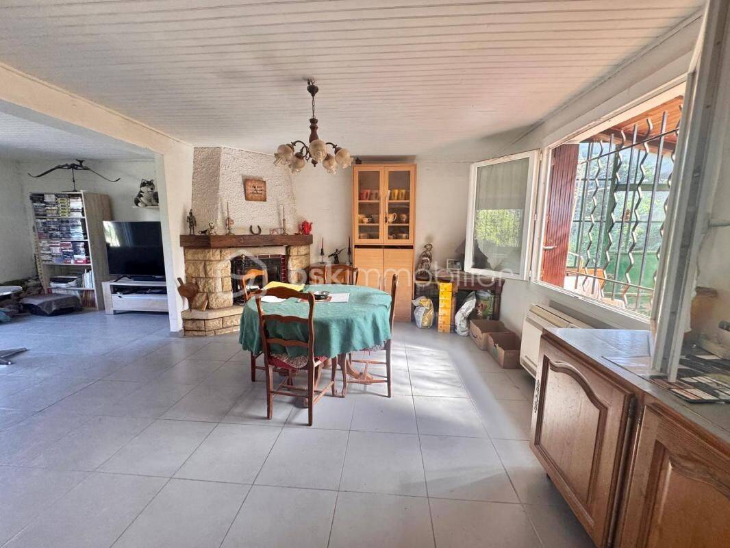 Maison 7 pièces 170 m² · à Castelnau-de-Guers · 170 m² · 295 000 €