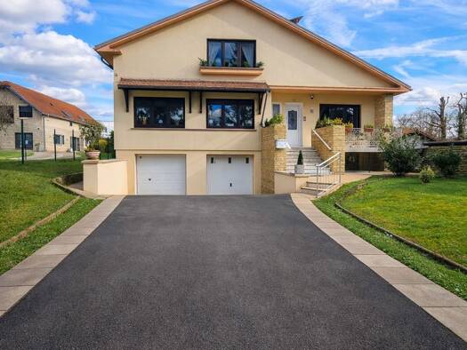 Maison à vendre 539 000 € 5 pièces 4 chambres 240 m² 90 m² de terrain Tressange 57710