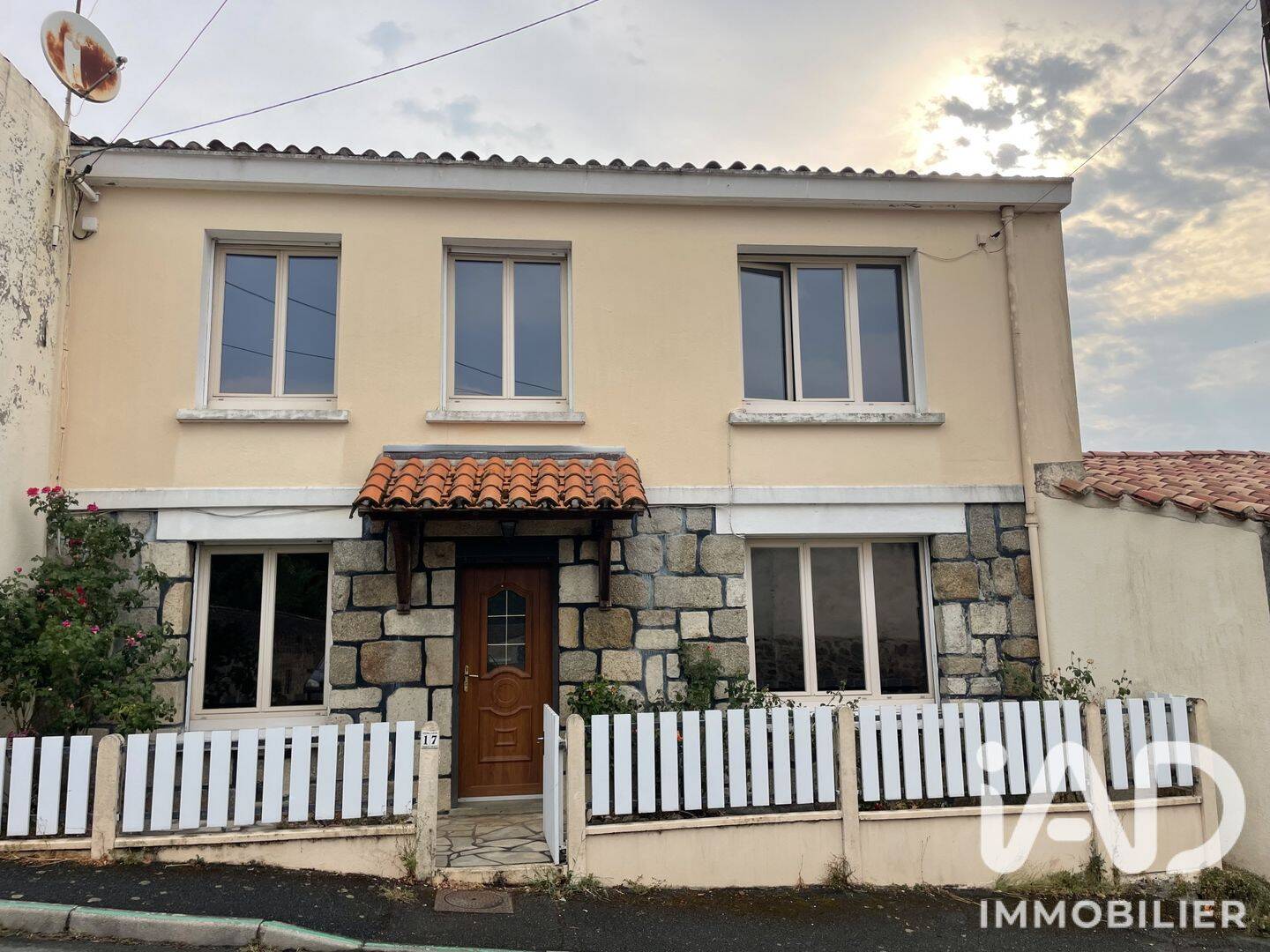 Maison 5 pièces 106 m² · à Pouzauges · 106 m² · 85 000 €